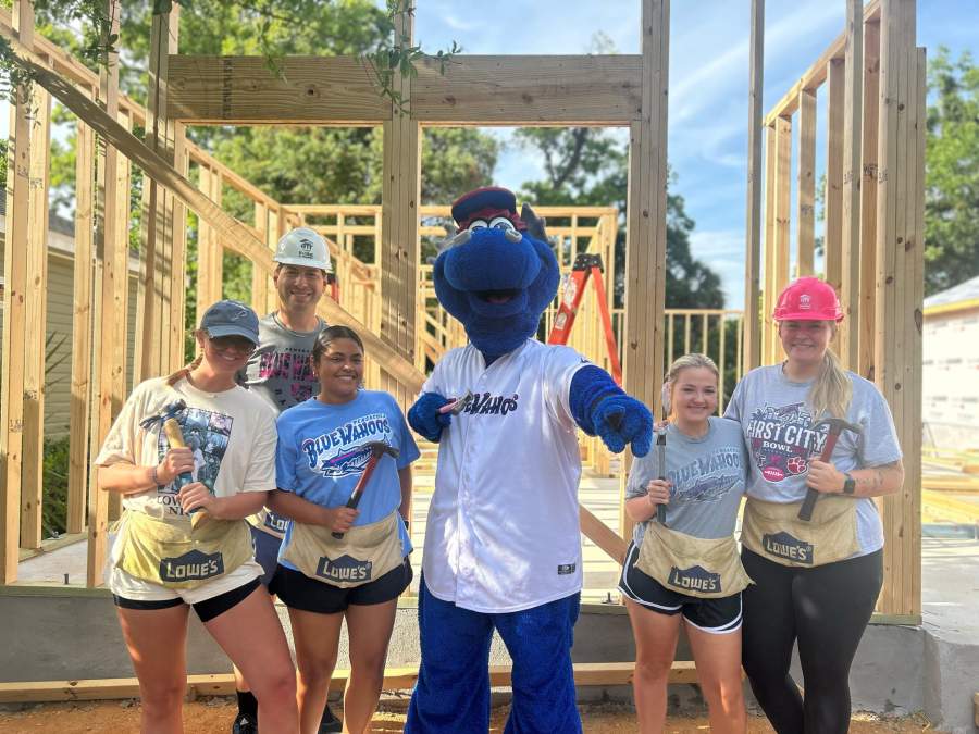 wahoos group vols